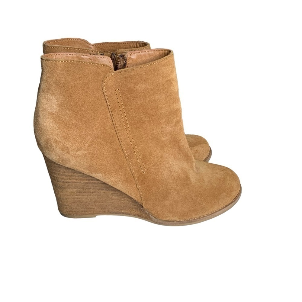 Franco Fortini brown wedge leather boots. Size 9